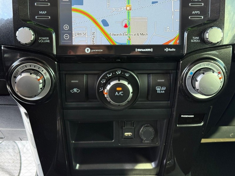 Toyota 4Runner Vehicle Image 20