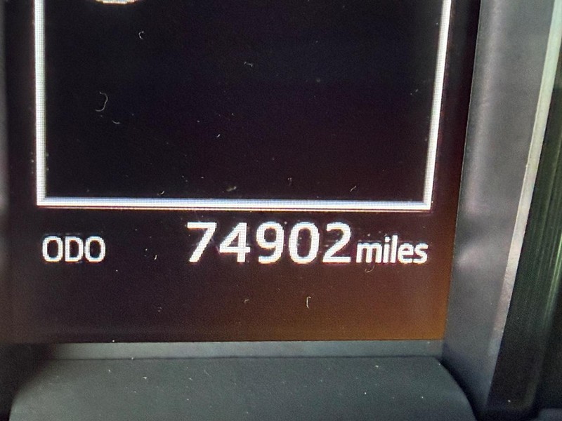 Toyota 4Runner Vehicle Image 26