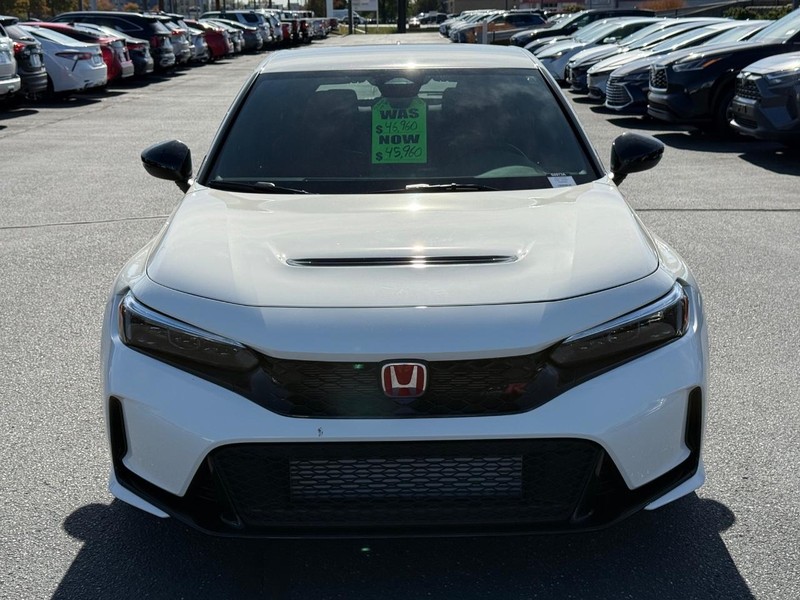 Honda Civic Type R Vehicle Image 09