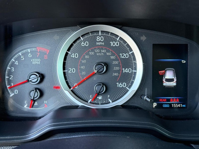 Toyota Corolla Cross Vehicle Image 23