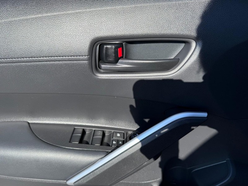 Toyota Corolla Cross Vehicle Image 25