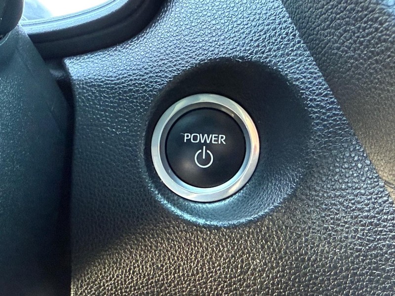 Toyota Corolla Cross Vehicle Image 15