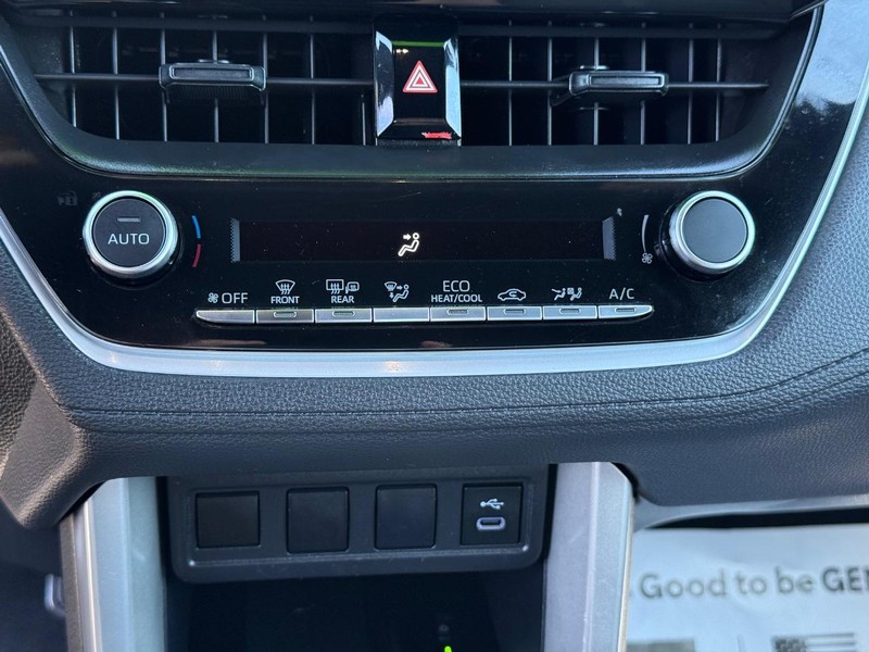 Toyota Corolla Cross Vehicle Image 18