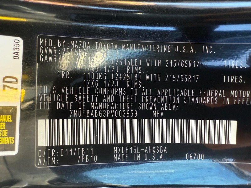 Toyota Corolla Cross Vehicle Image 25