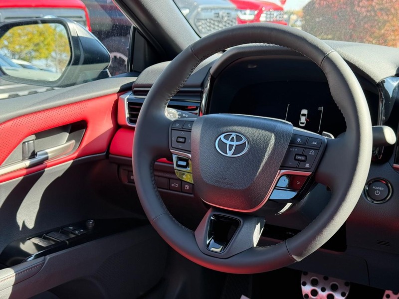 Toyota Camry Vehicle Image 07