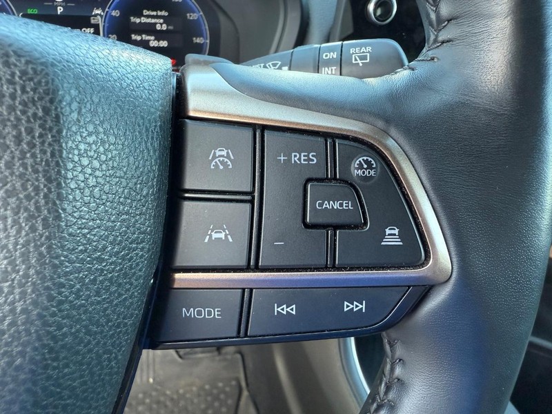 Toyota Grand Highlander Vehicle Image 16