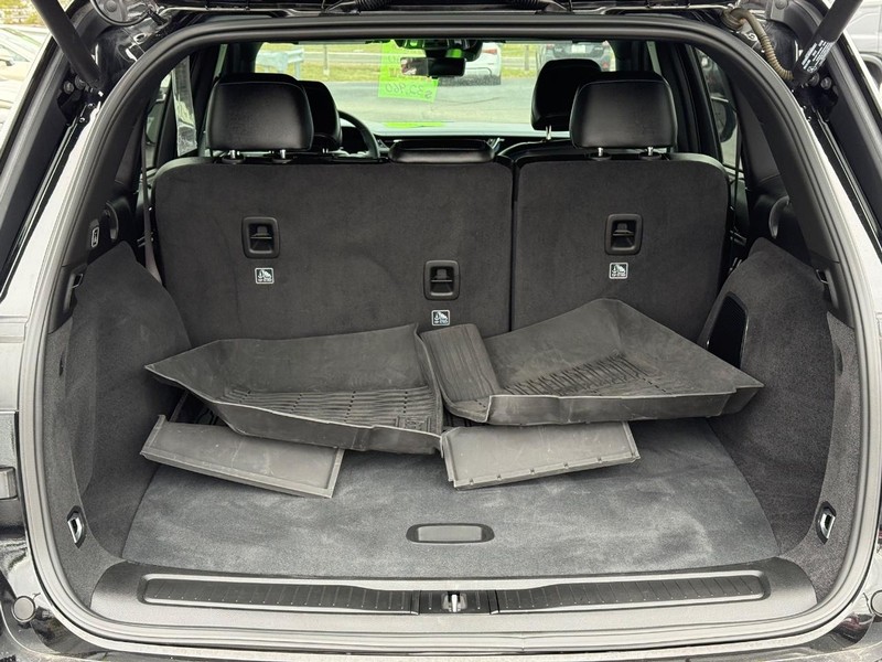 Jeep Grand Cherokee 4xe Vehicle Image 07