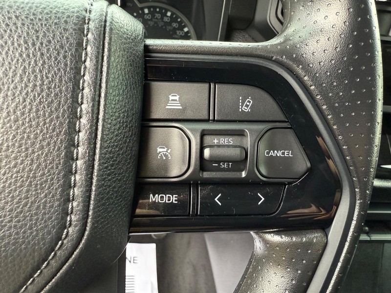 Toyota Tundra 4WD Vehicle Image 14