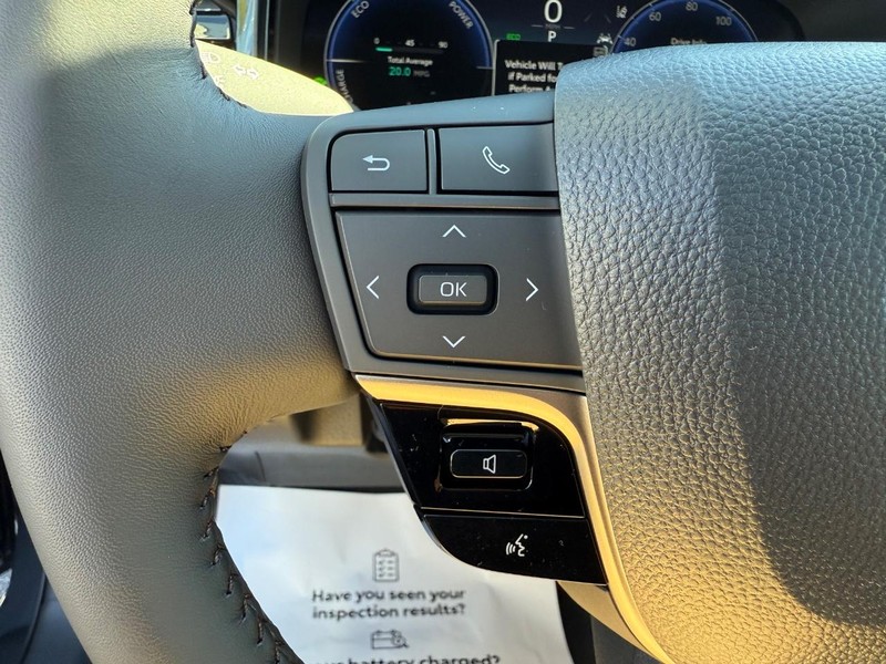 Toyota Camry Vehicle Image 08