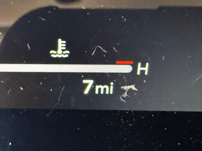 Toyota Camry Vehicle Image 18