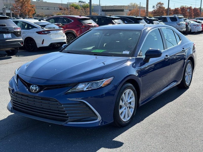 Toyota Camry Vehicle Image 08