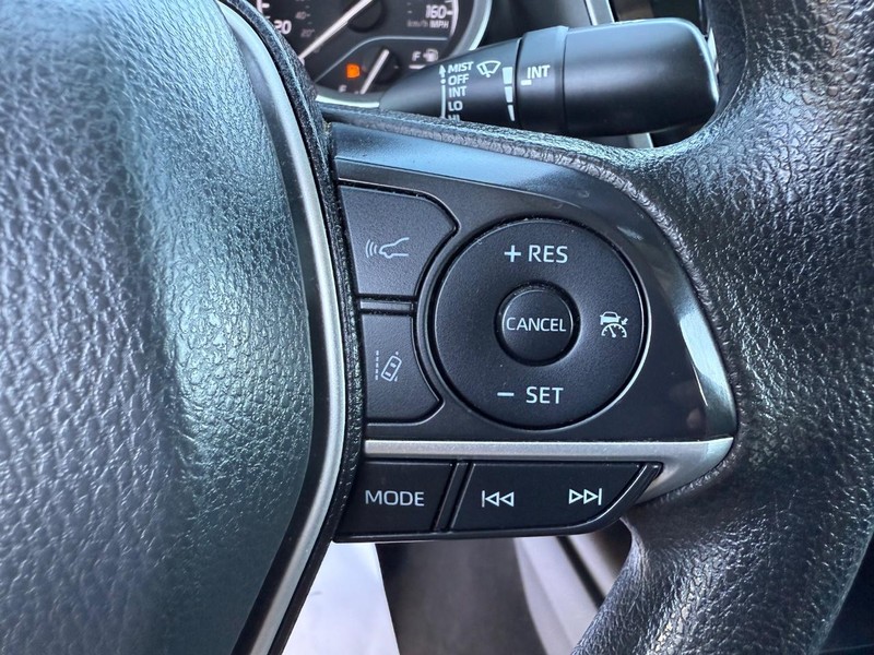 Toyota Camry Vehicle Image 14