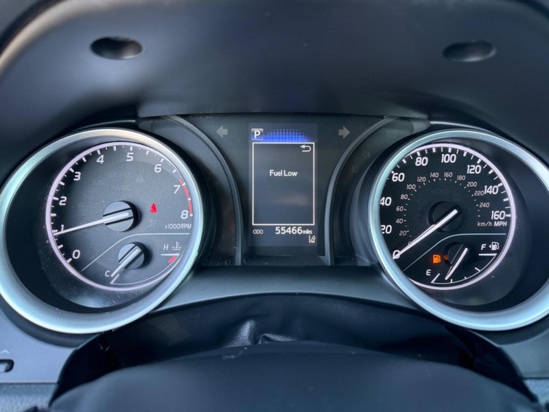 Toyota Camry Vehicle Image 20