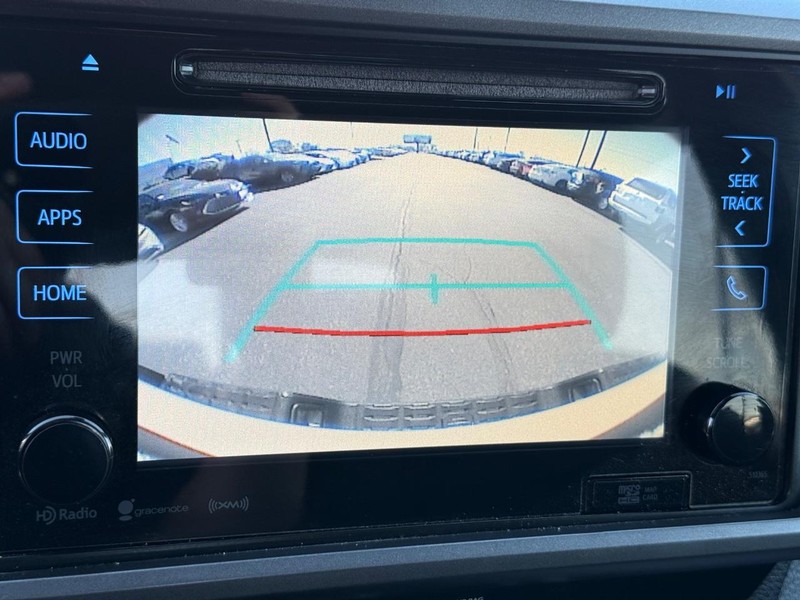 Toyota Tacoma 4WD Vehicle Image 15