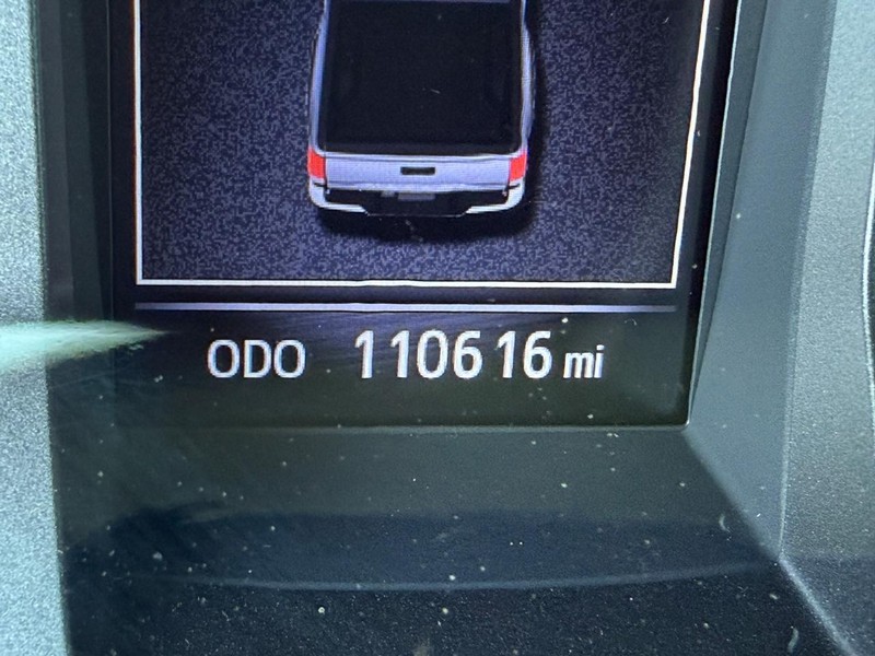 Toyota Tacoma 4WD Vehicle Image 20