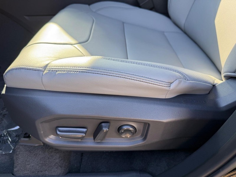 Toyota Tundra 4WD Vehicle Image 20