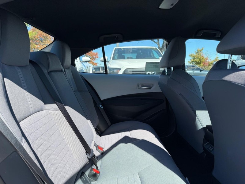 Toyota Corolla Vehicle Image 04