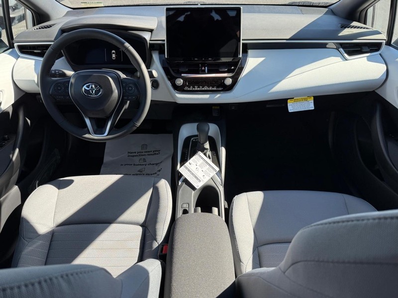 Toyota Corolla Vehicle Image 05