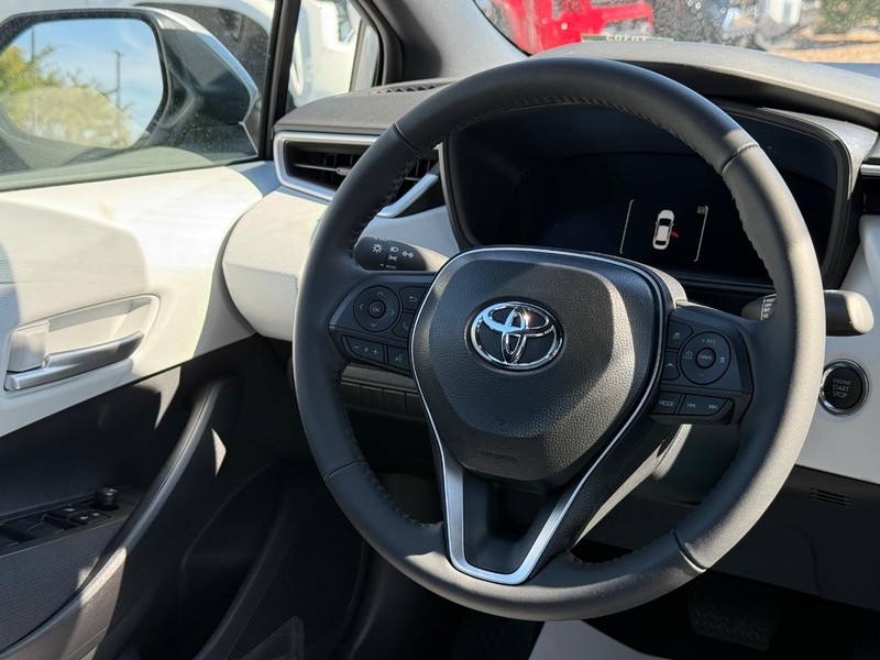 Toyota Corolla Vehicle Image 06