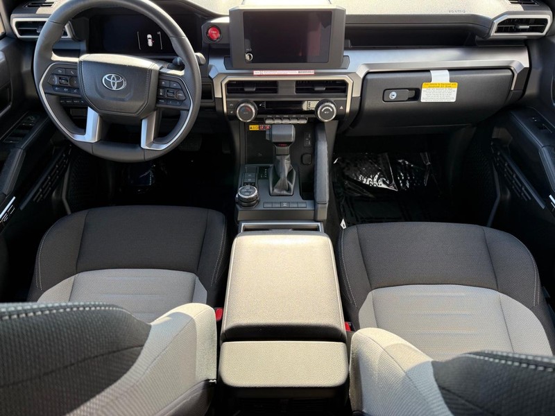 Toyota 4Runner Vehicle Image 05