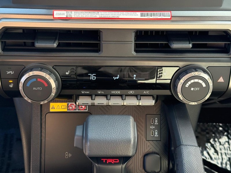 Toyota 4Runner Vehicle Image 13