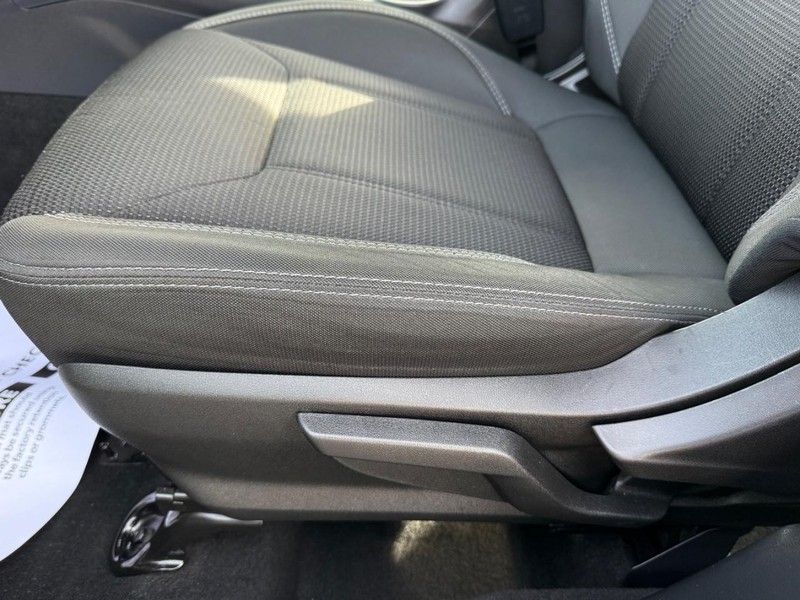 Subaru Forester Vehicle Image 23