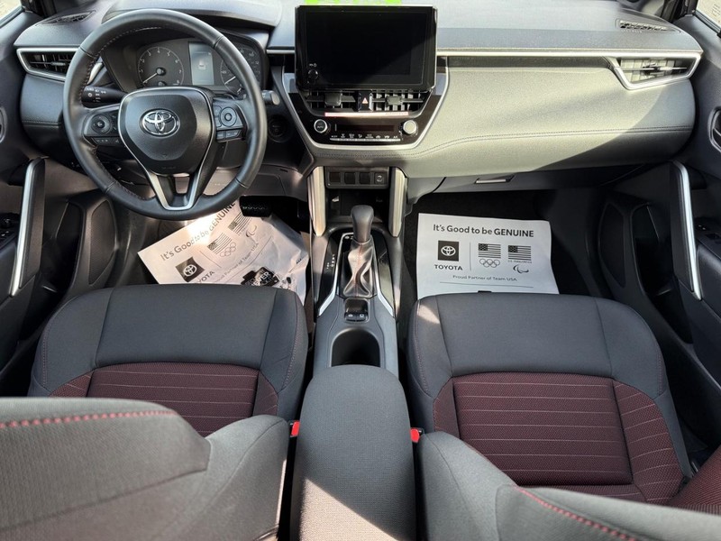 Toyota Corolla Cross Vehicle Image 12