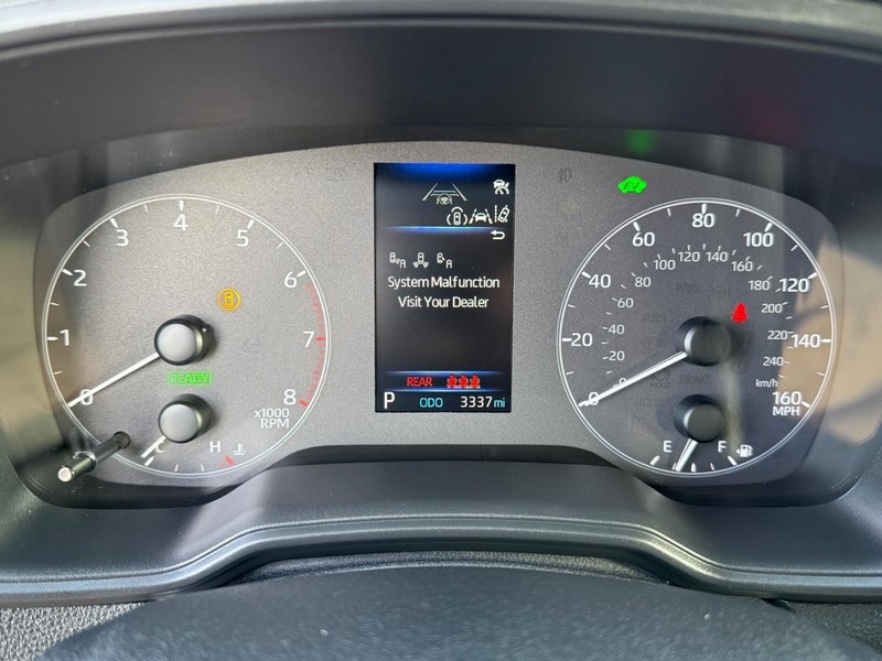 Toyota Corolla Cross Vehicle Image 23