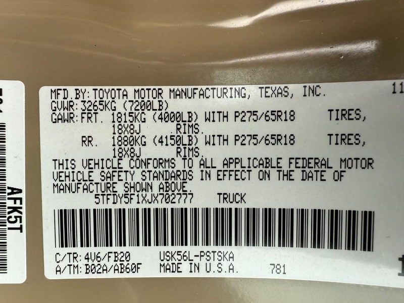 Toyota Tundra 4WD Vehicle Image 24