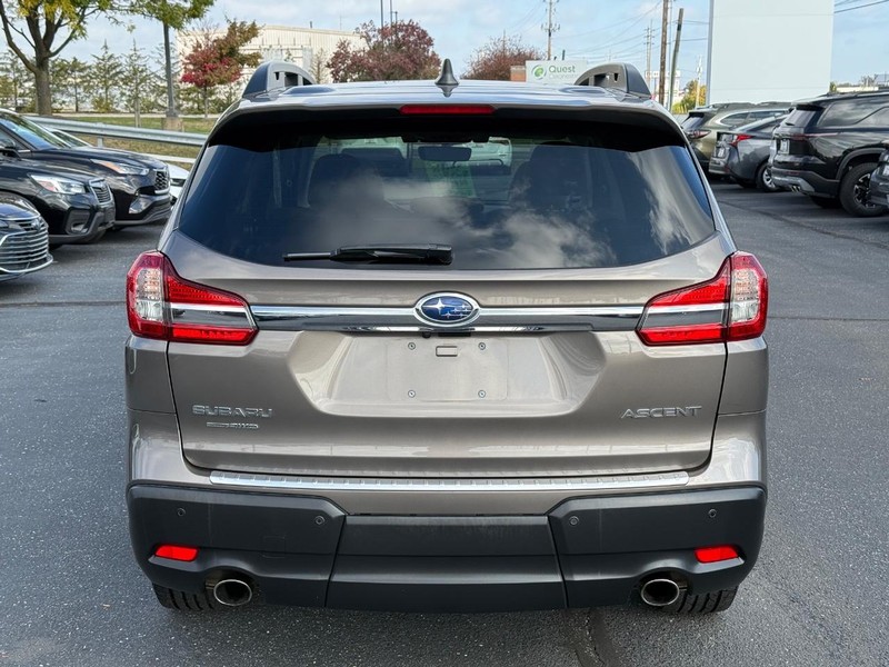 Subaru Ascent Vehicle Image 04