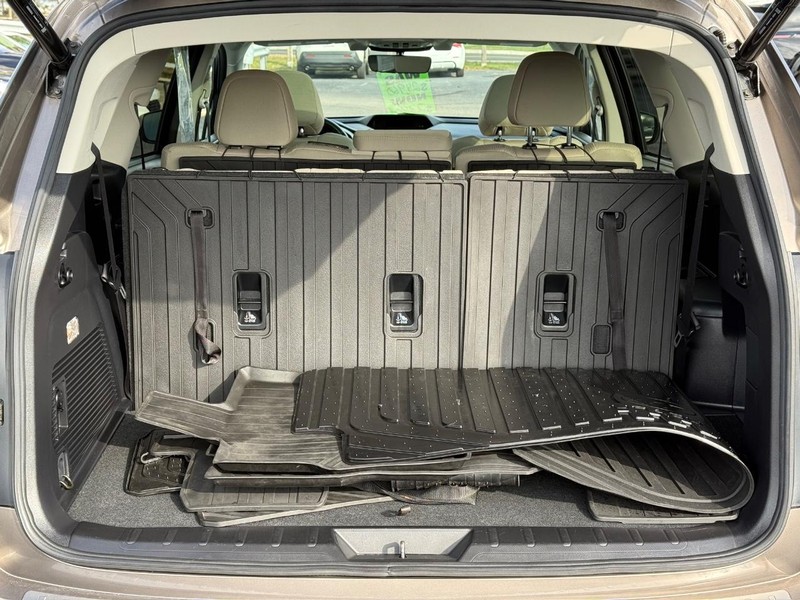 Subaru Ascent Vehicle Image 07