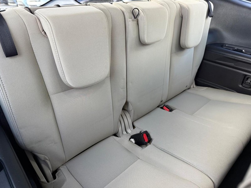 Subaru Ascent Vehicle Image 12