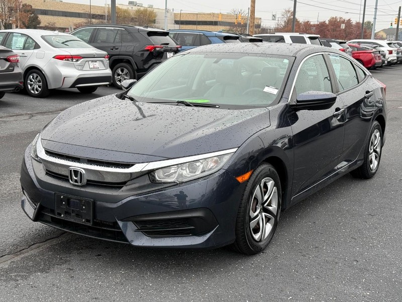 Honda Civic Sedan Vehicle Image 08