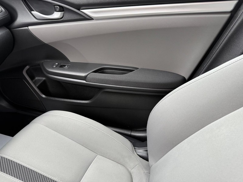 Honda Civic Sedan Vehicle Image 19