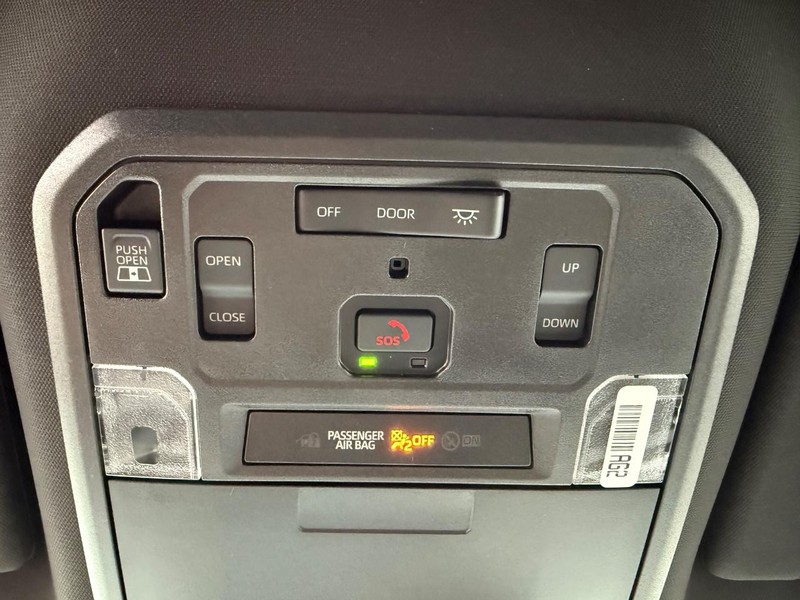 Toyota Tacoma 4WD Vehicle Image 17