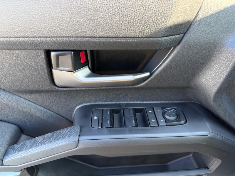 Toyota Tacoma 4WD Vehicle Image 20