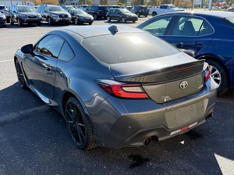 Toyota GR86 Vehicle Image 03