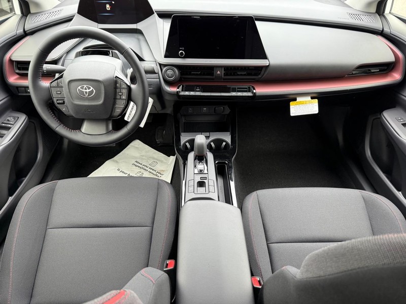 Toyota Prius Plug-In Hybrid Vehicle Image 05