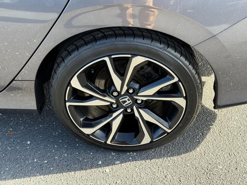 Honda Civic Si Sedan Vehicle Image 06