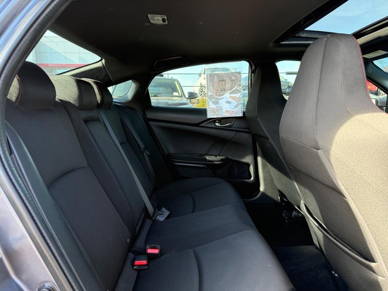 Honda Civic Si Sedan Vehicle Image 10