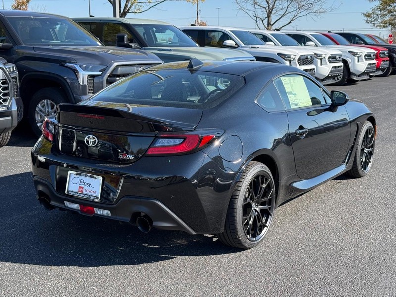 Toyota GR86 Vehicle Image 03