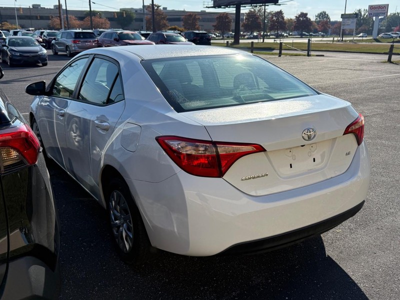 Toyota Corolla Vehicle Image 04