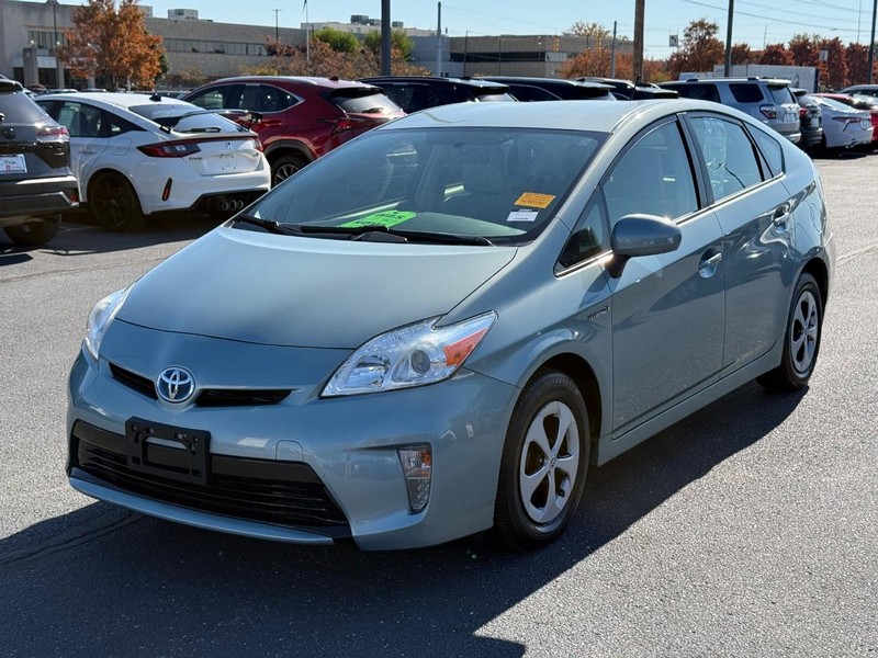 Toyota Prius Vehicle Image 08