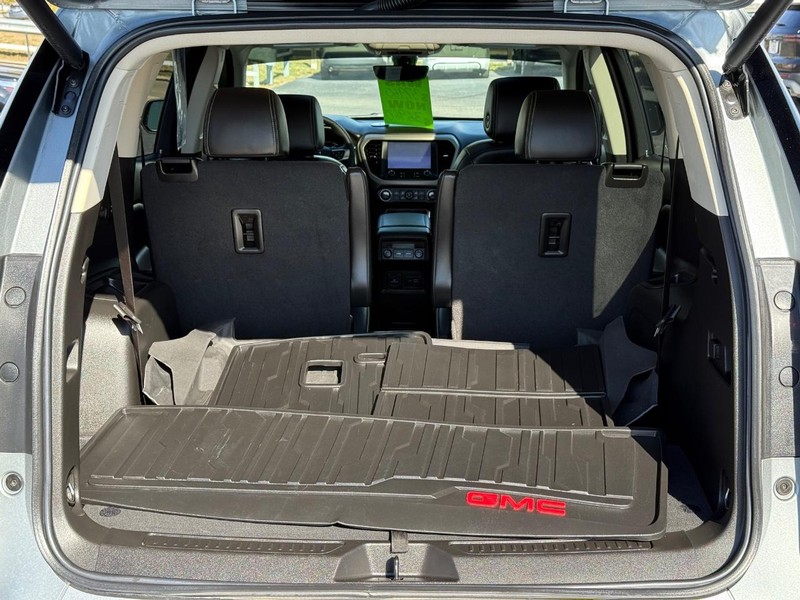 GMC Acadia Vehicle Image 07