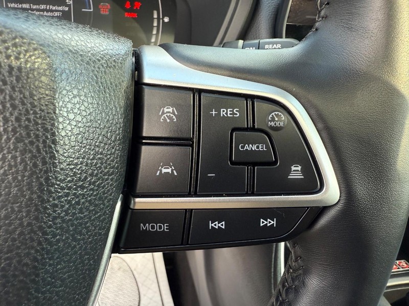 Toyota Grand Highlander Vehicle Image 17