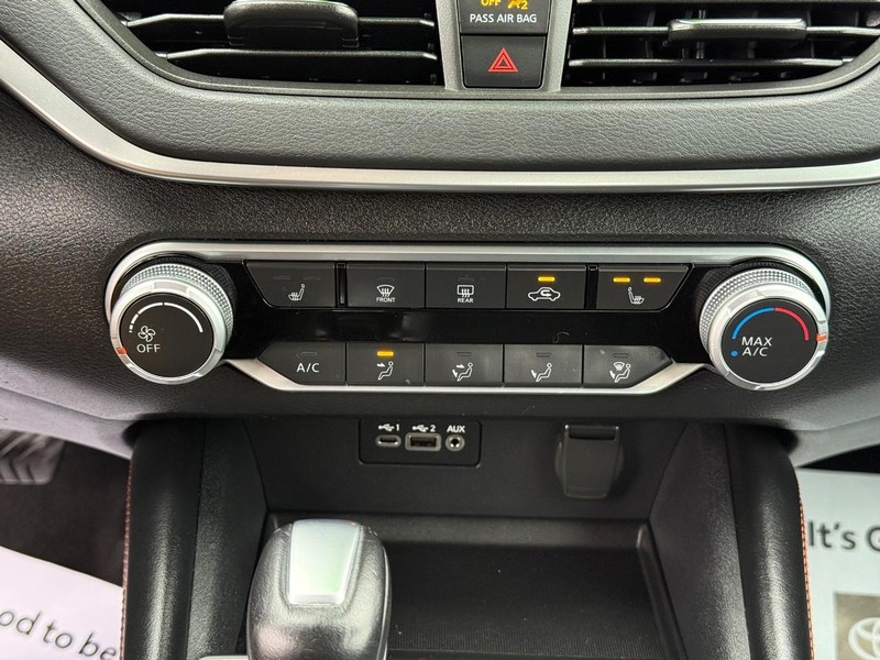 Nissan Altima Vehicle Image 20