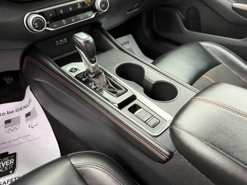 Nissan Altima Vehicle Image 21