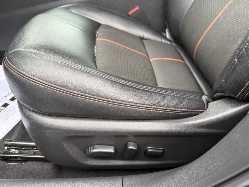 Nissan Altima Vehicle Image 27