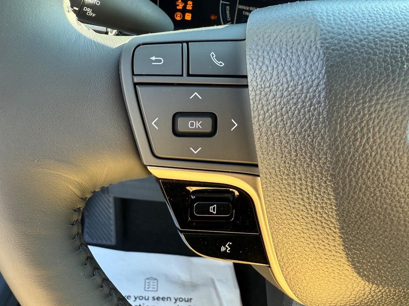 Toyota Camry Vehicle Image 08