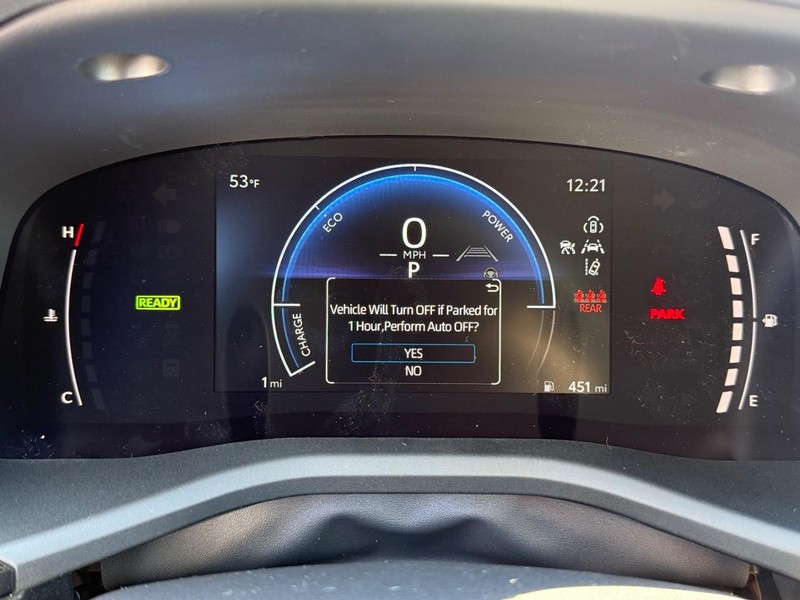 Toyota Camry Vehicle Image 18